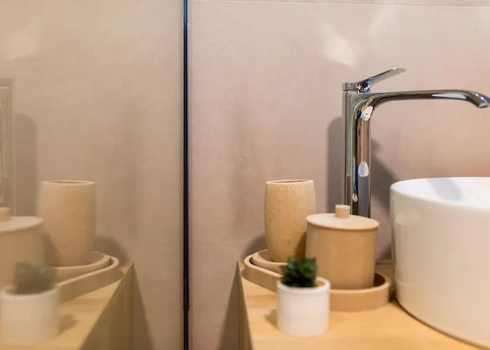 Luxury Lariv * 크르크