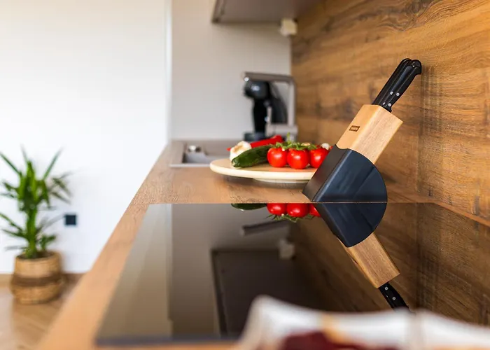 Luxury Lariv 아파트 *