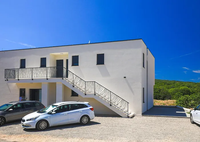 아파트 Luxury Lariv *